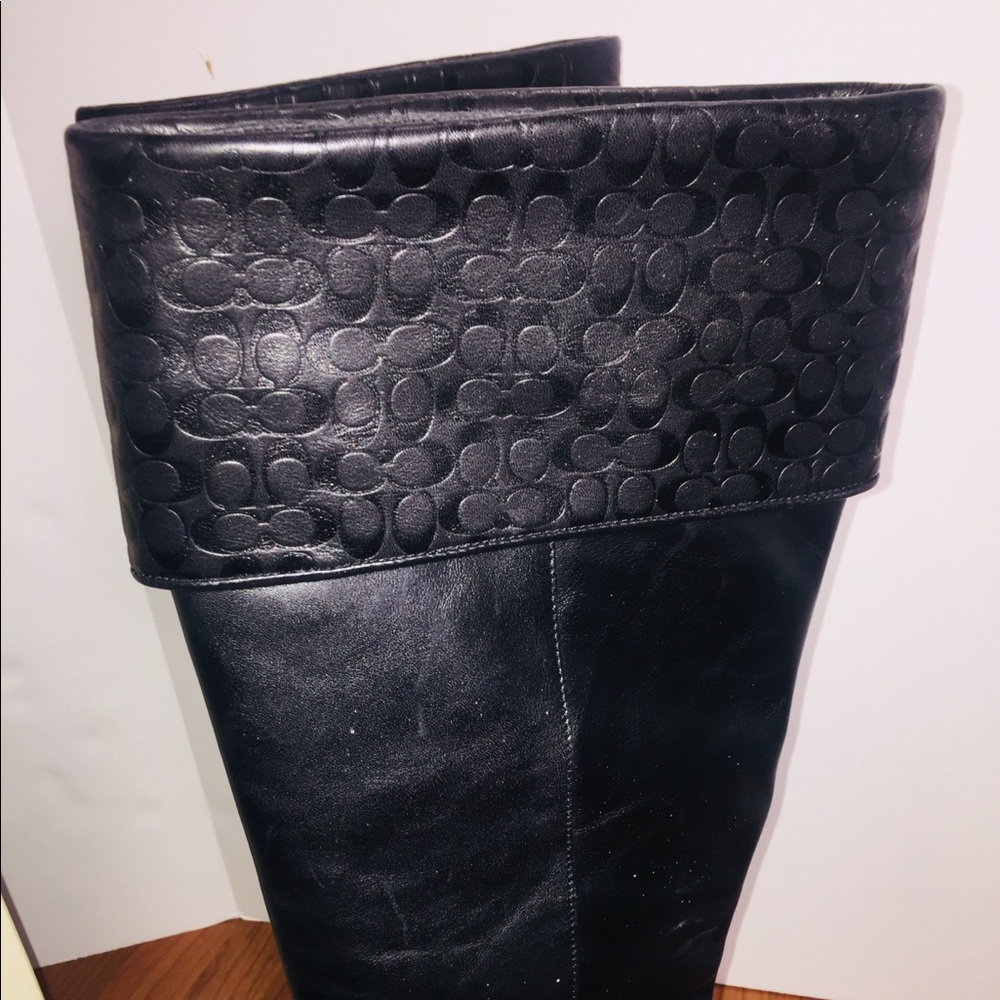 Coach Women’s Harper Waxy Brusof Round Toe Boot - Picture 2 of 4